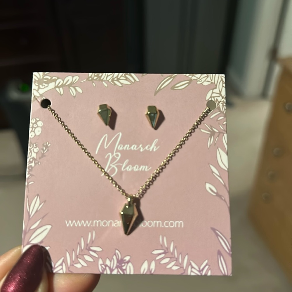 Monarch Bloom Necklace and Earring Set